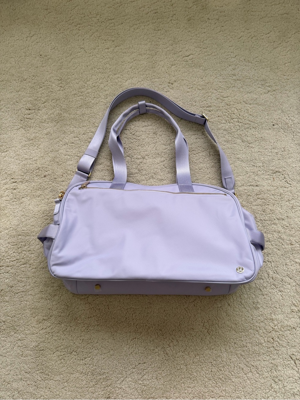 Lululemon - City Essentials Duffle Bag 28L